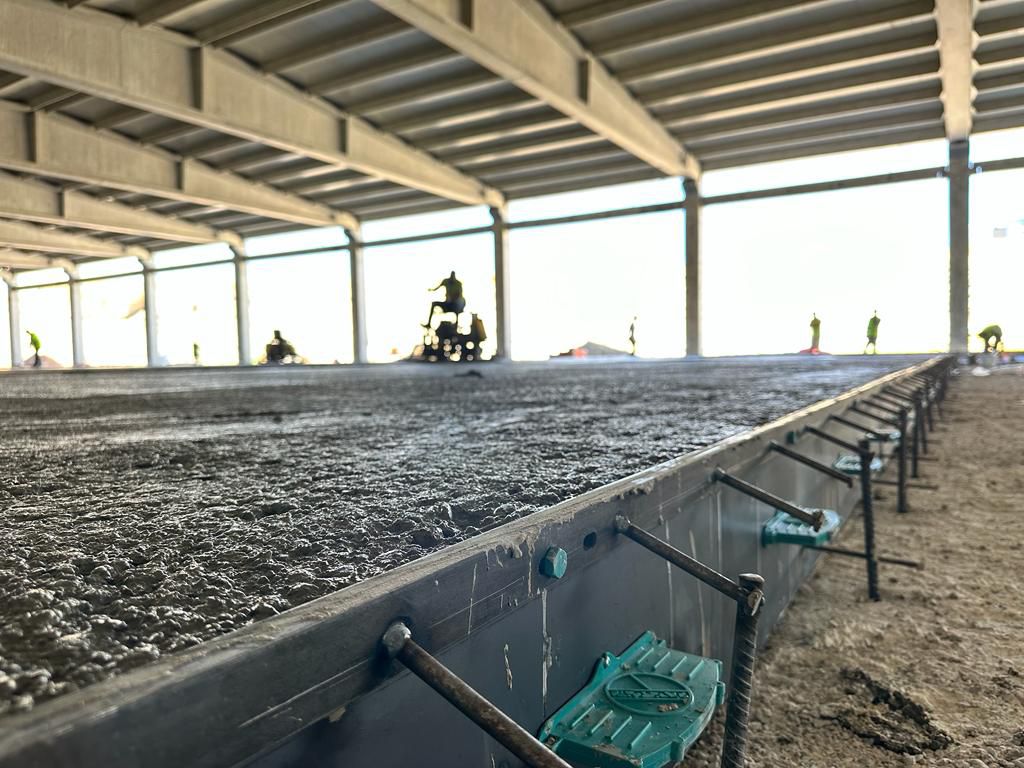 Saha Betonu Derz profili